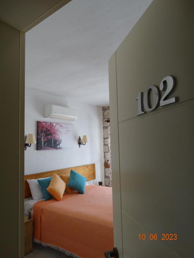 Hôtel Surya Butik à Alaçatı Extérieur photo